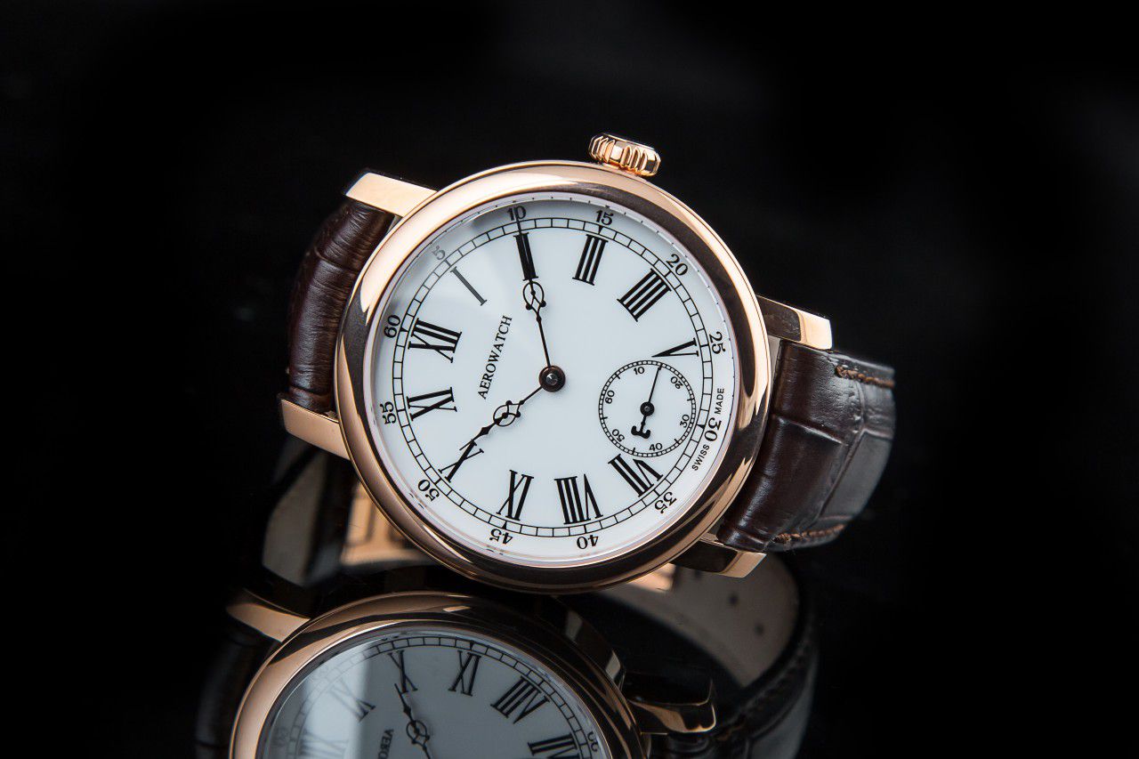 đồng hồ Thụy Sỹ mạ vàng Aerowatch