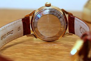 đồng hồ Bulova 23 Jewels đẹp