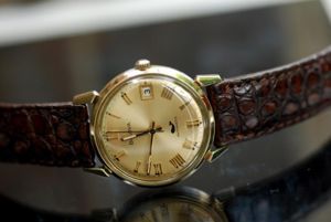 đồng hồ bulova cổ
