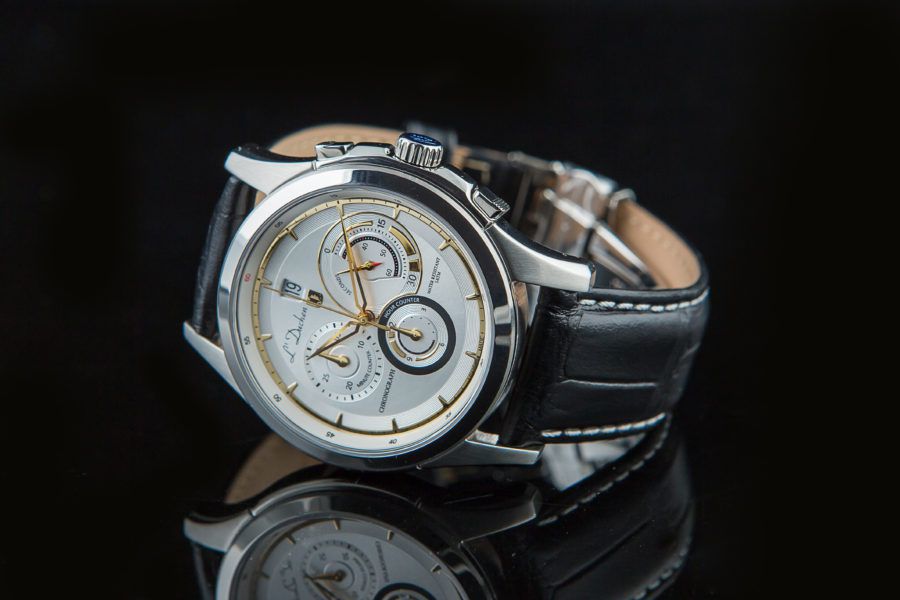 Đồng hồ quartz Lduchen