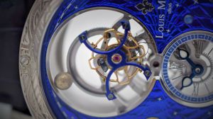 Đồng hồ Louis Moinet Space Mystery đá vũ trụ 4 tỷ năm