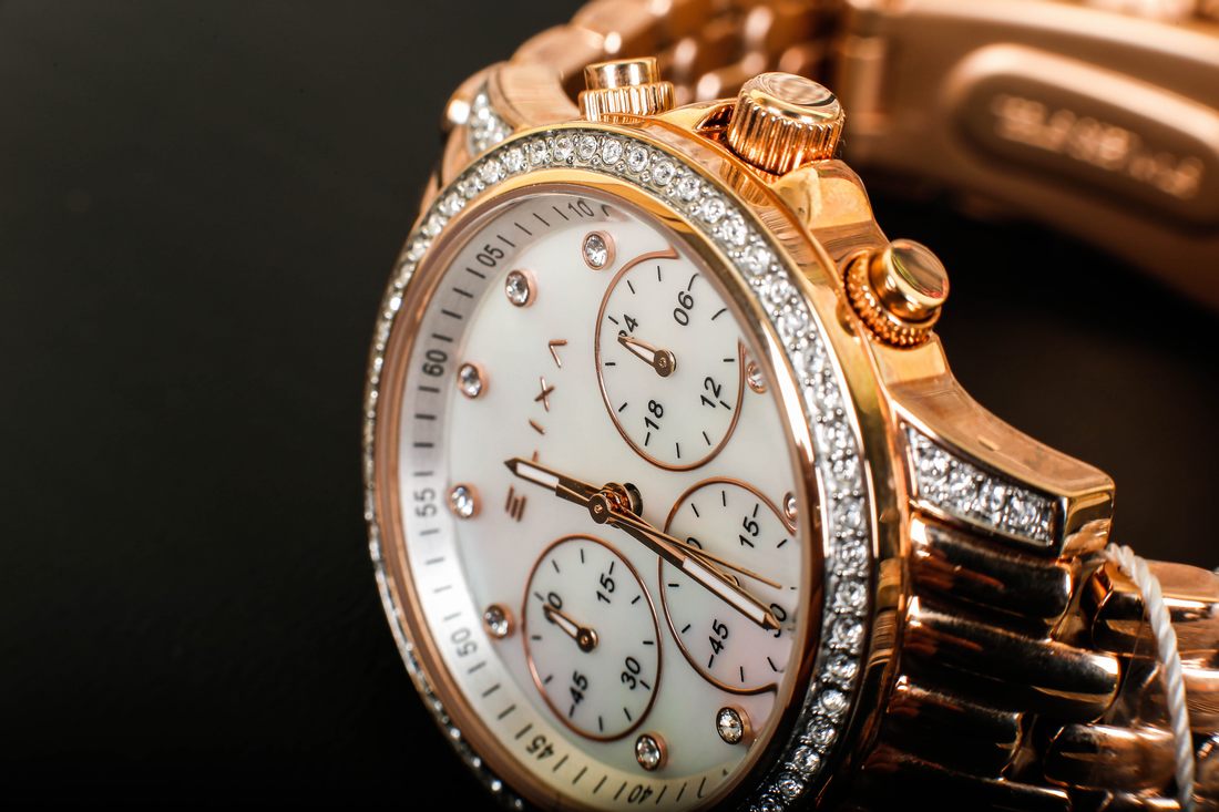 Đồng hồ Elixa E109-L440 5 mg6468