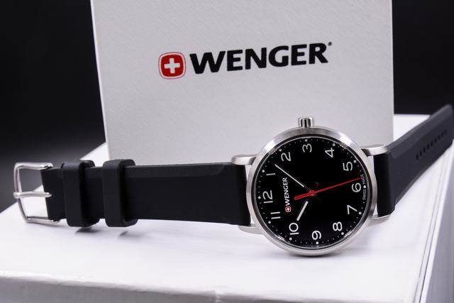 Đồng hồ Wenger 01.1621.101