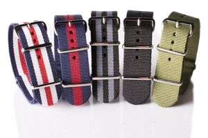 đồng hồ dây vải nato