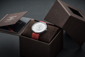 Đồng hồ Colonna Quartz