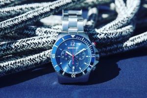 đồng hồ Wenger bền bỉ chống nước