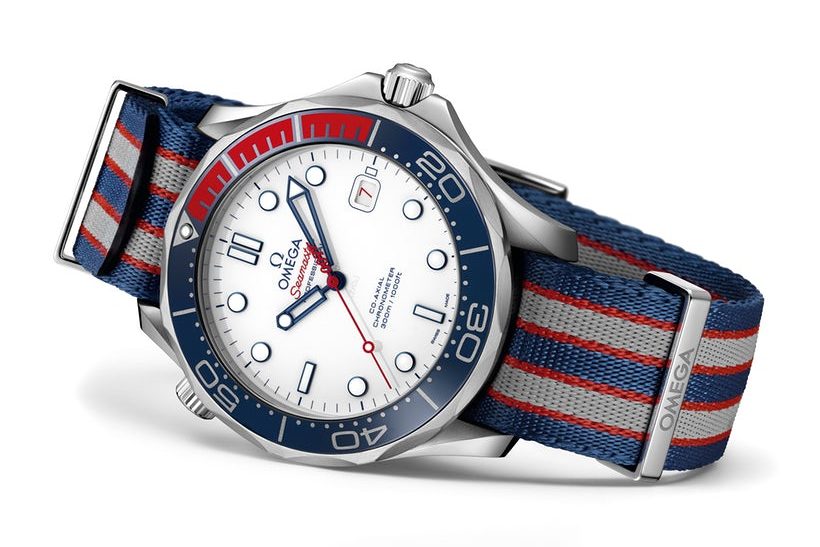 đồng hồ omega seamaster 007 cũ