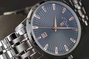 cửa hàng bán đồng hồ L'Duchen tại Cầu Giấy