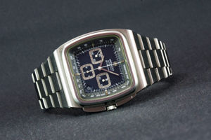 đồng hồ Movado mặt vuông