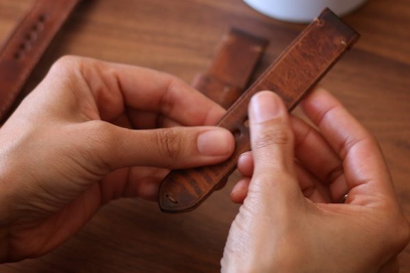 bảo quản dây da đồng hồ  đơn giản