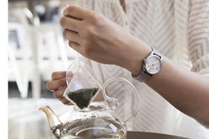 đồng hồ nữ dây da hà nội Wenger