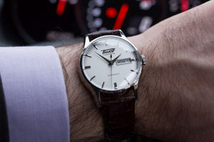 dong ho tissot le locle 3 e1500380849291