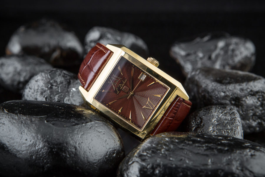 Đồng hồ L’duchen mặt vuông cổ điển