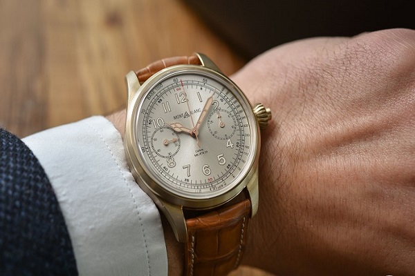 đồng hồ montblanc giá bao nhiêu