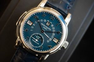 Đấu giá đồng hồ nam Patek Philippe chính hãng Titanium