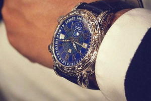 Ước mơ là được một lần chạm tới chiếc đồng hồ Patek Philippe Sky Moon