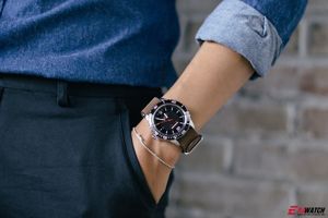 Wenger Roadster Black Night - Đam mê và rủi ro