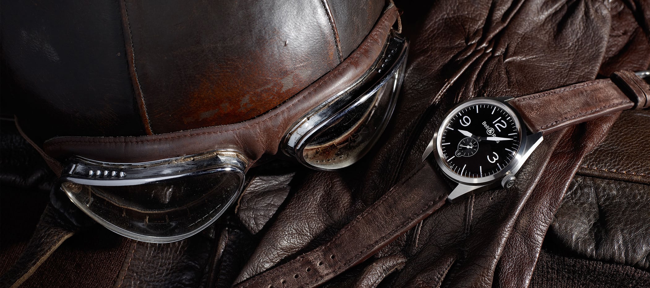 Chuyện cổ tích có thật của 2 chàng kĩ sư cơ khí trở thành CEO thương hiệu đồng hồ Bell & Ross 3 Hiệu đồng hồ Bell & Ross