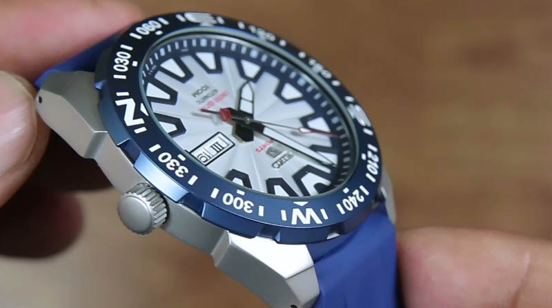 Seiko mã SRP783K1 dây cao su cho nam 