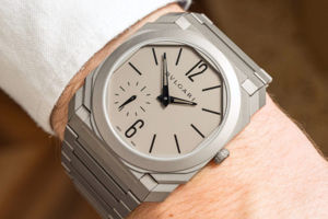 dong ho co mong nhat the gioi