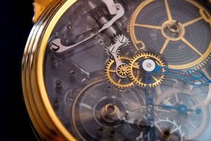 top-10-dong-ho-lo-may-dinh-cao-va-muc-gia-gay-shock