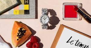 le temps de rever desk overview crop.1800x960