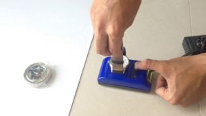 tại sao đồng hồ cơ chạy nhanh