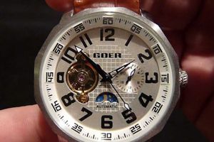 dong ho khong pin goer cao cap 2