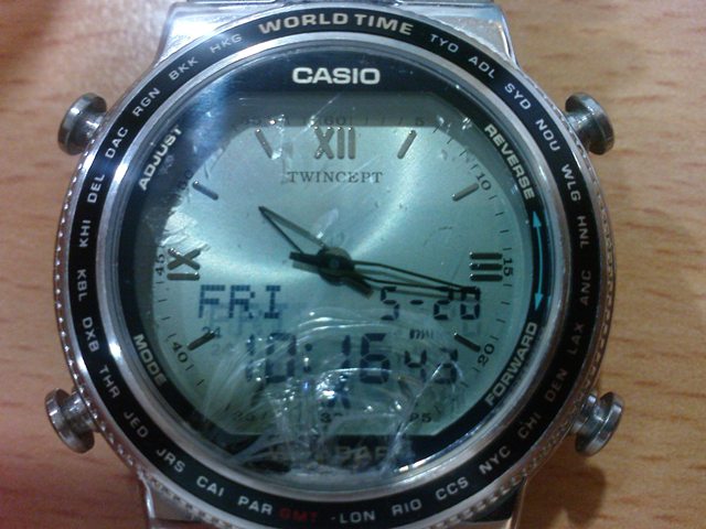 Thay mặt kính đồng hồ Casio