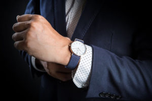 đồng hồ nam giá 5 triệu Colonna