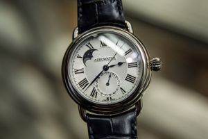 đồng hồ tự động aerowatch 3