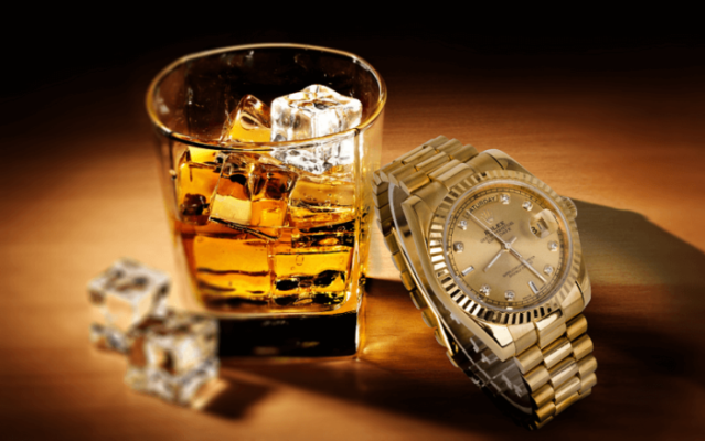 bảo quản đồng hồ đeo tay