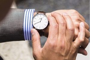 đồng hồ Daniel Wellington Classic Bristol