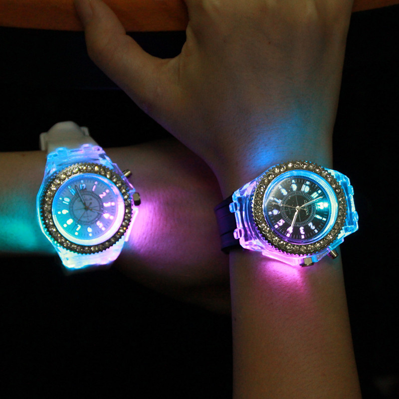 đồng hồ dạ quang hàn quốc thời trang đôi đẹp nhât