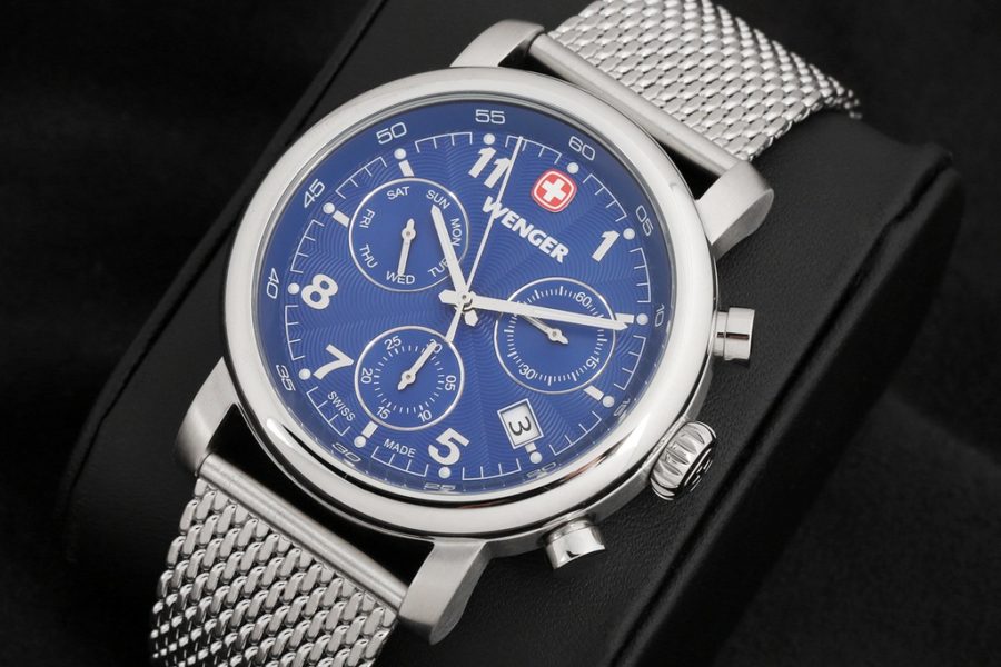 đồng hồ dây kim loại Wenger