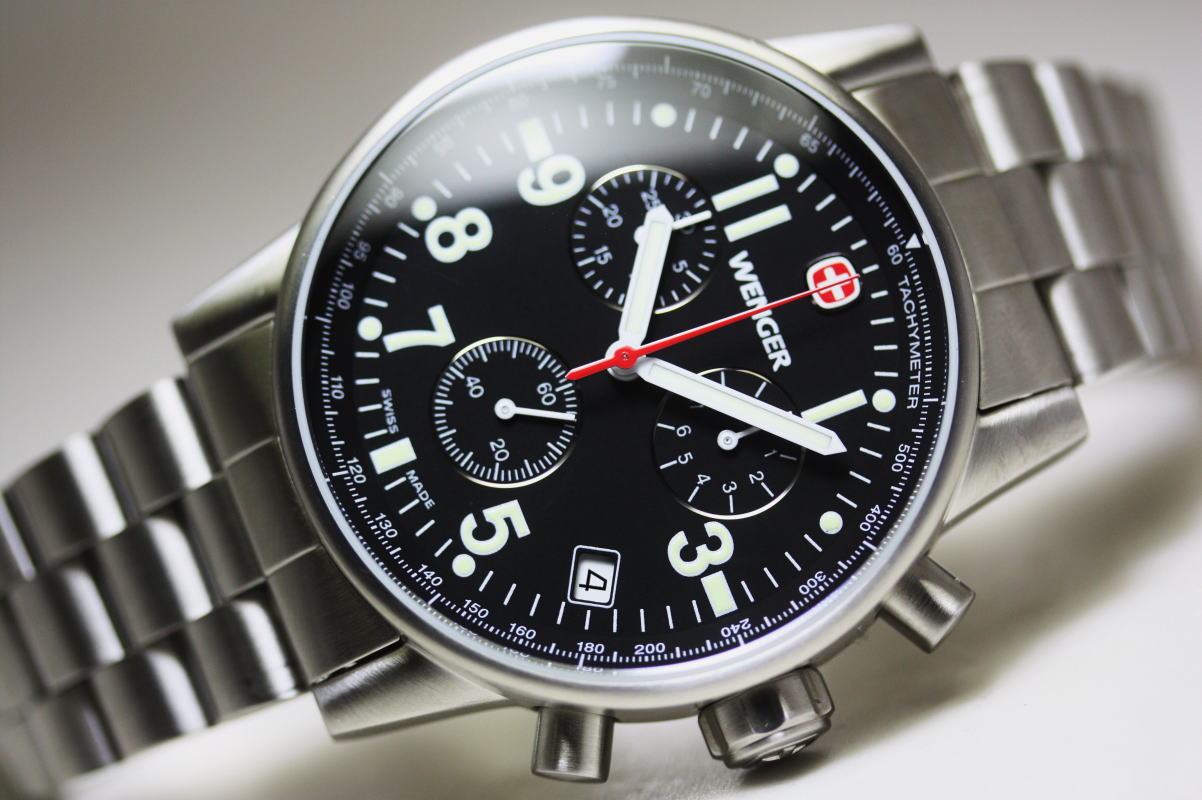 đồng hồ Wenger dây kim loại