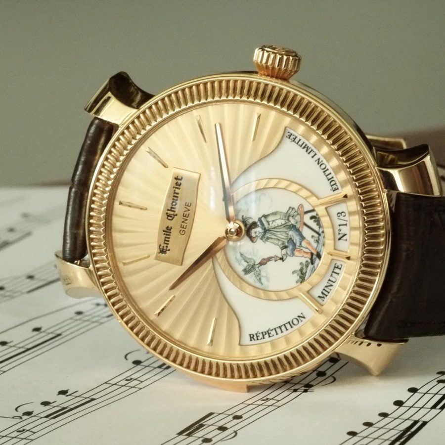 Đồng hồ mạ vàng 24K 