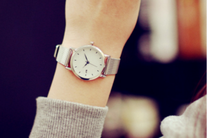 đồng hồ lloyd hàn quốc cho phái đẹp