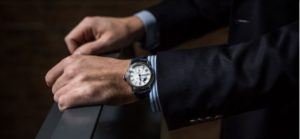 đồng hồ cơ dây da nam