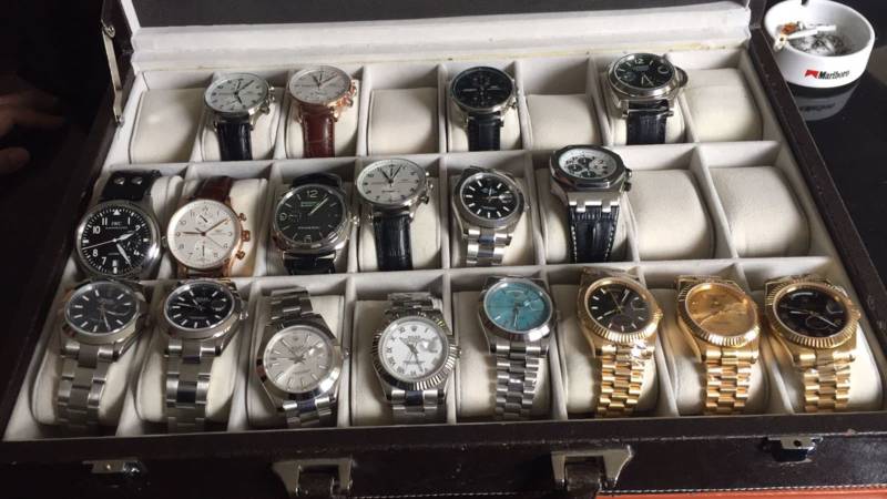 đồng hồ replica