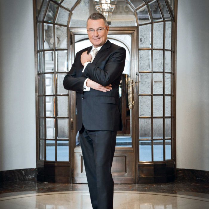 new watch year 42 e1507363363472