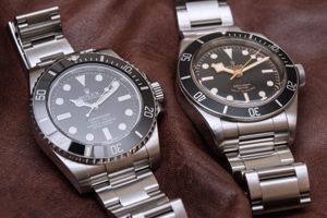 dong ho tudor va rolex