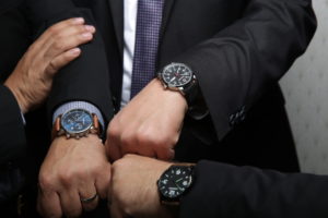 Đồng hồ tốt giá rẻ Wenger