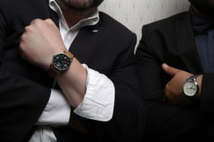 Cách xem đồng hồ thụy sỹ