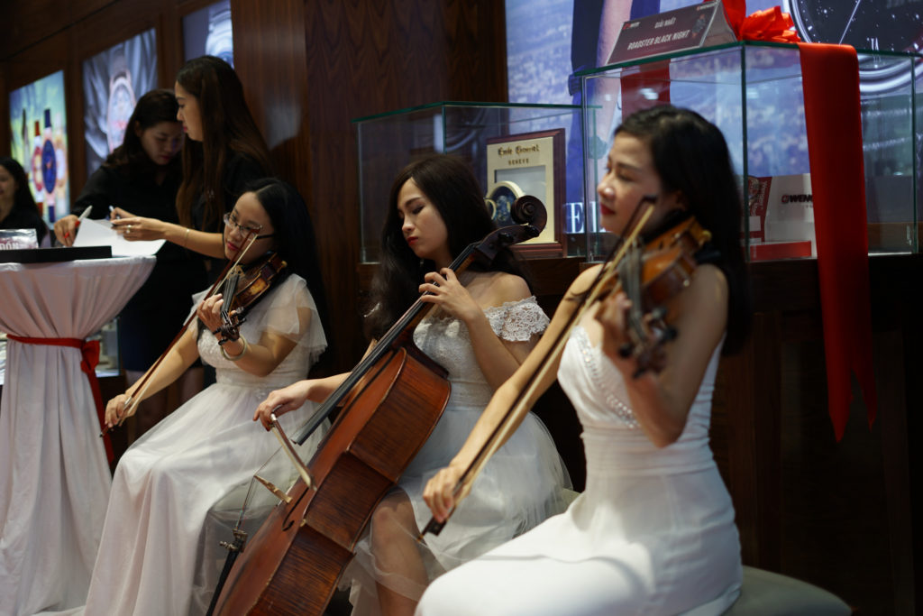 5f7aadbe4e82a0dcf993