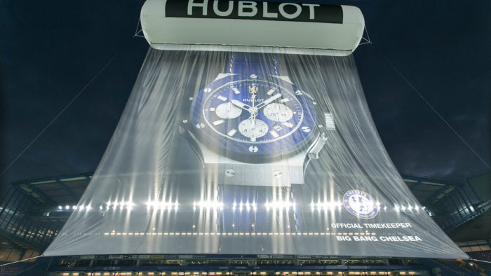 Hublot ra mắt Big Bang Chealsea FC: Các fan của Chelsea mau bơi vào đây!!! 4 đồng hồ hublot big bang chelsea fc 4