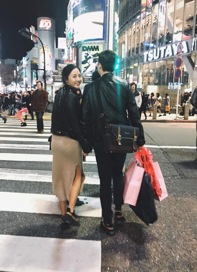 Thanh xuân để “mơ” hay để “yêu” 2 van mai huong va ban trai