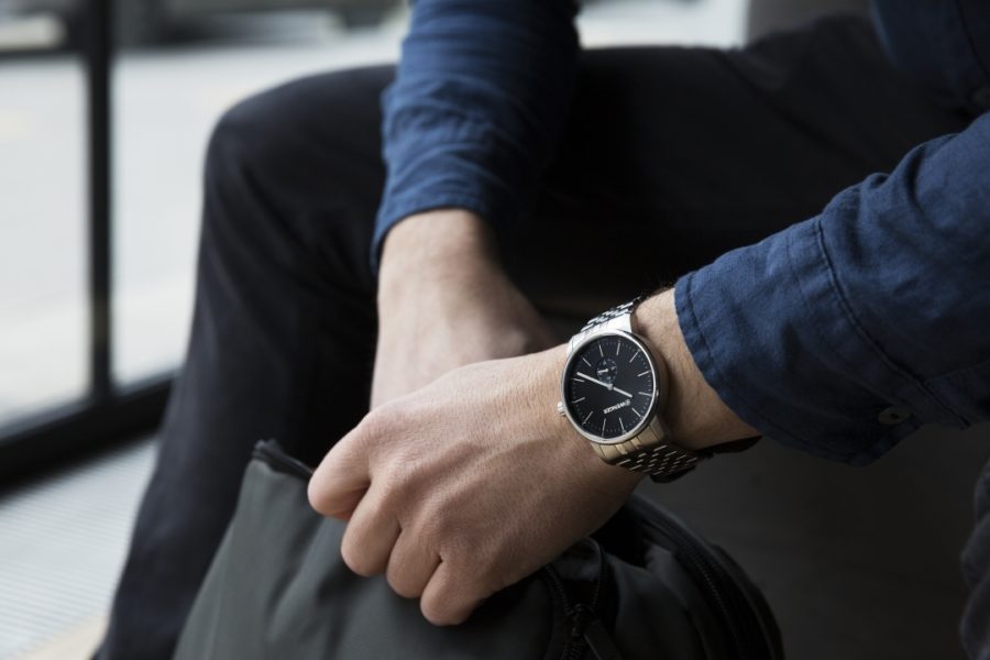 đồng hồ nam dây kim loại