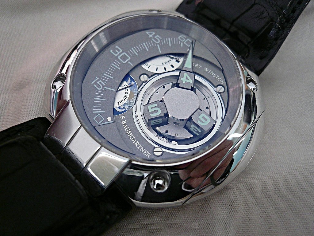 đồng hồ wandering hour