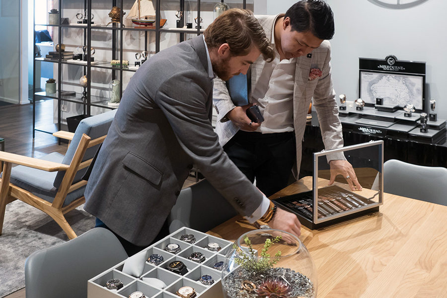 cửa hàng đồng hồ Thụy Sỹ chính hãng